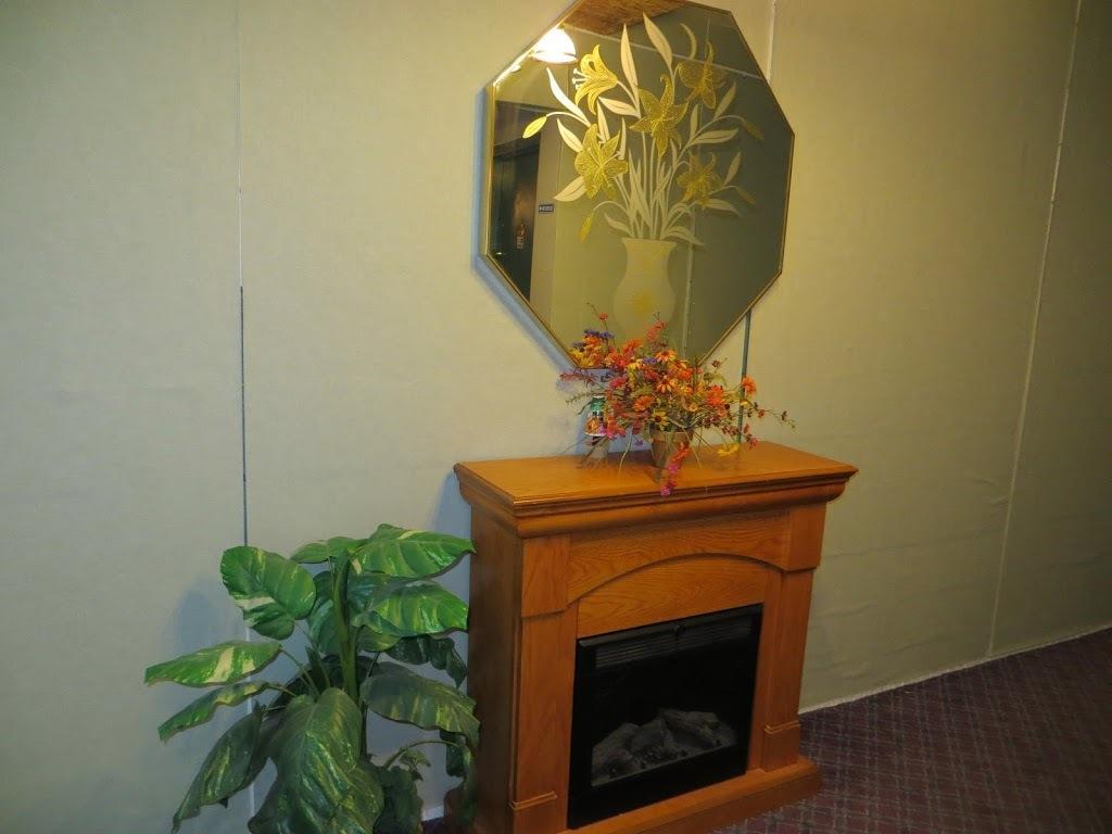 The Bluffs Inn & Suites Decorah Εξωτερικό φωτογραφία