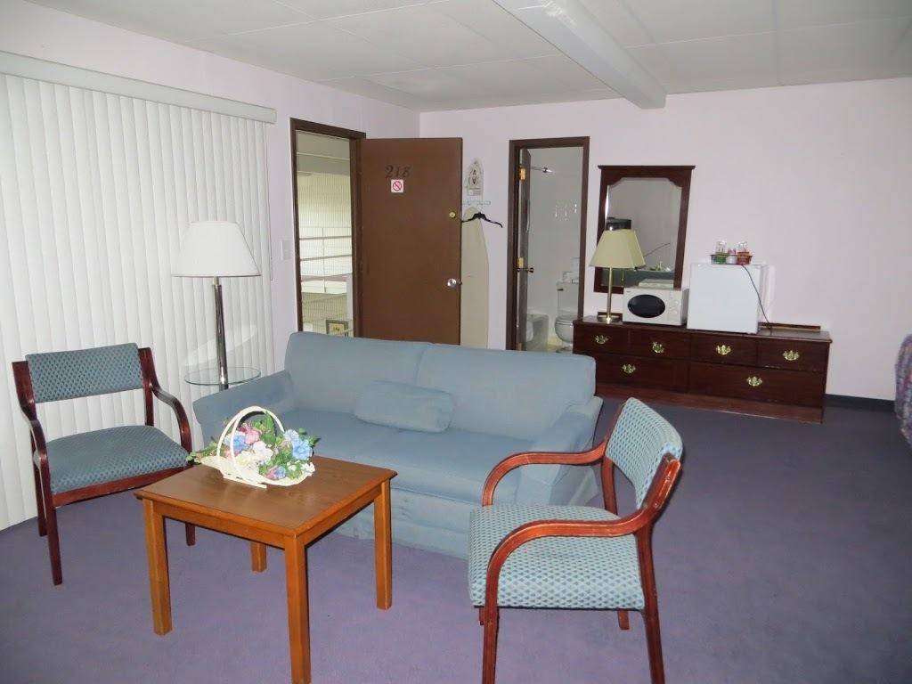 The Bluffs Inn & Suites Decorah Εξωτερικό φωτογραφία