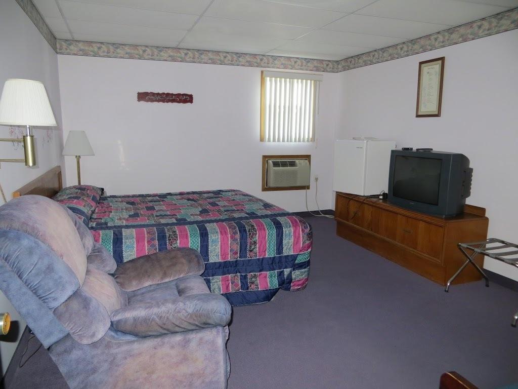 The Bluffs Inn & Suites Decorah Εξωτερικό φωτογραφία