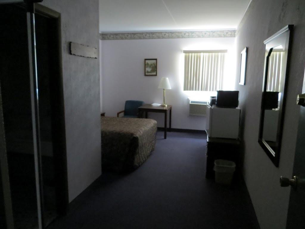 The Bluffs Inn & Suites Decorah Δωμάτιο φωτογραφία